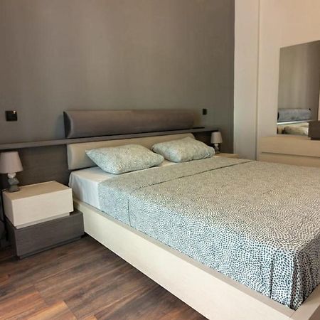 Double Romantic Suite Атина Екстериор снимка