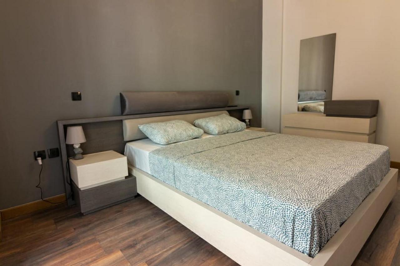 Double Romantic Suite Атина Екстериор снимка