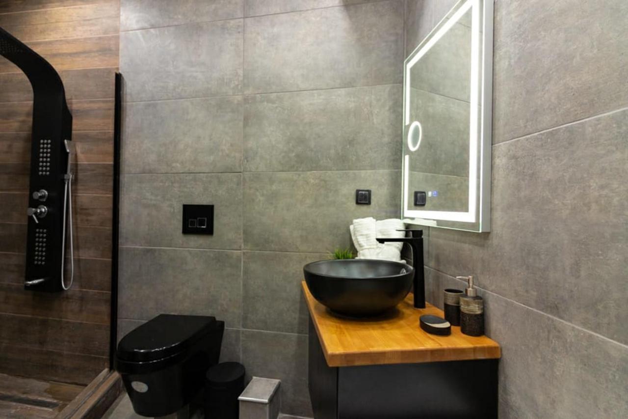 Double Romantic Suite Атина Екстериор снимка